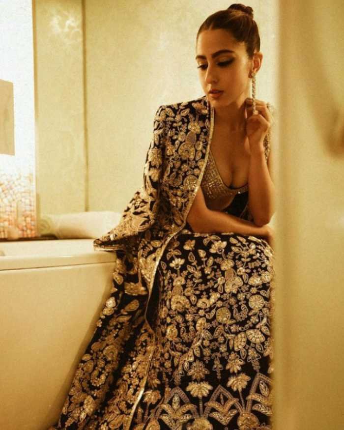 sara ali khan 16